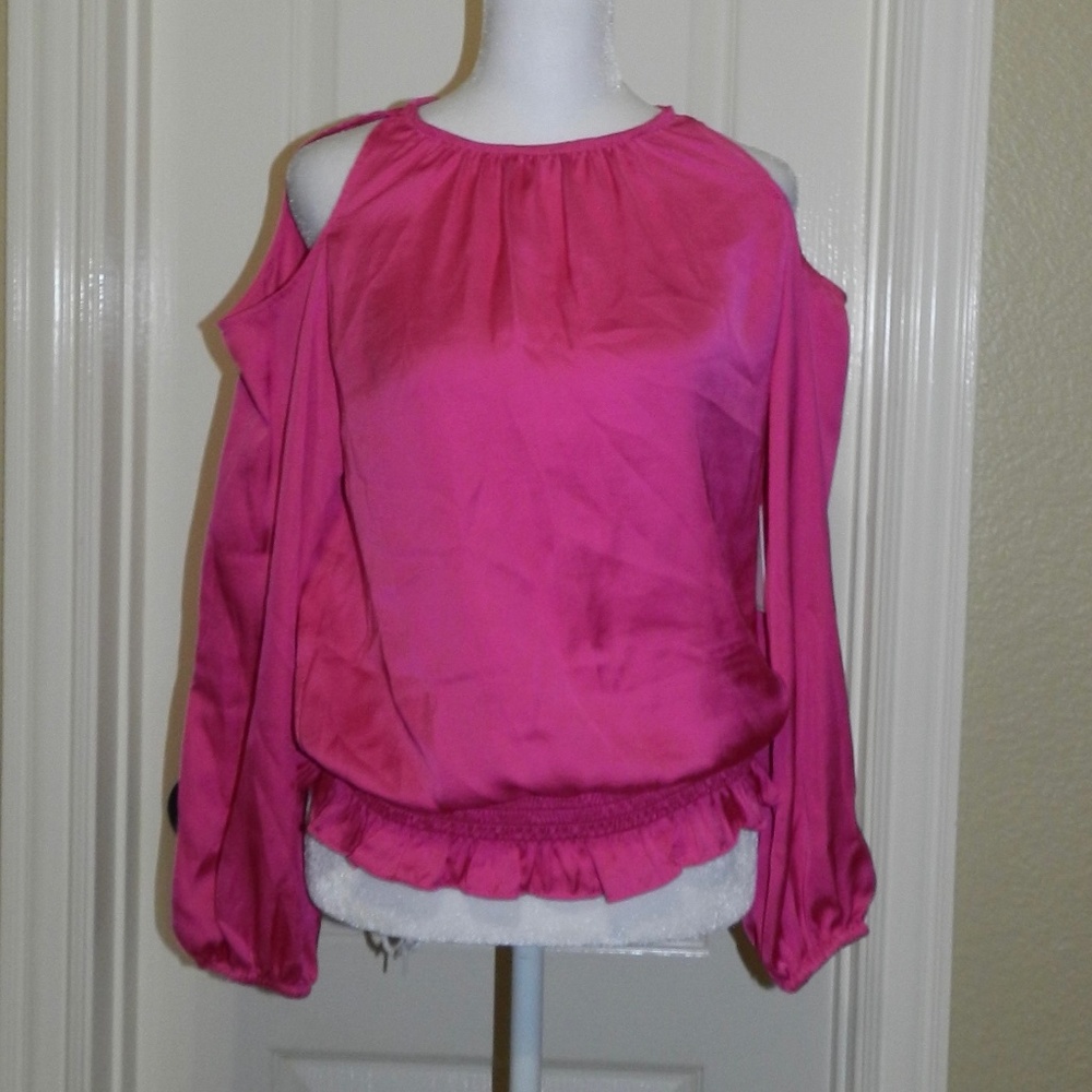 1. STATE Cold Shoulder Long sleeve Top Blouse